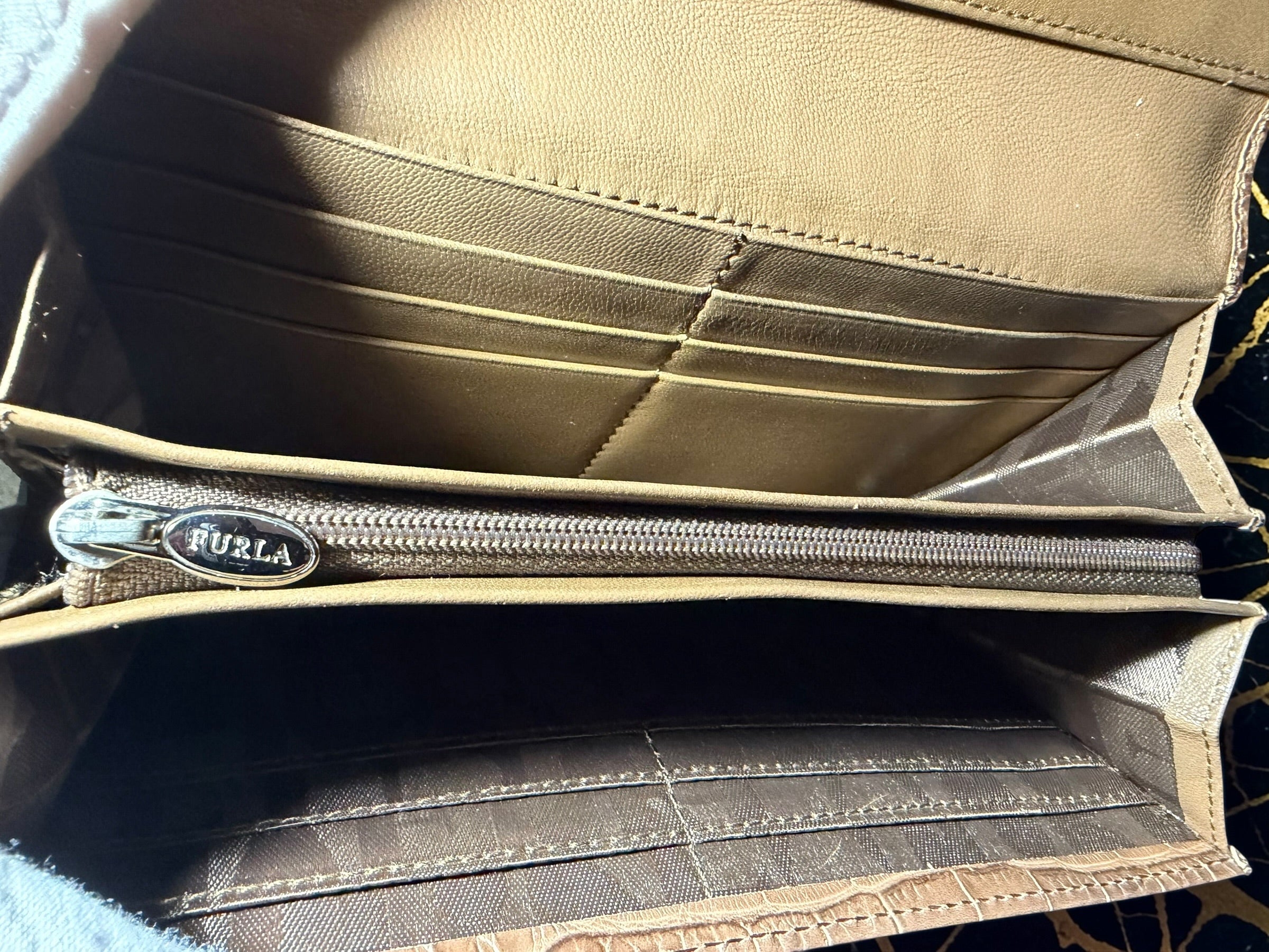 Furla Continental-Geldbörse aus hellbraunem Krokoprägeleder