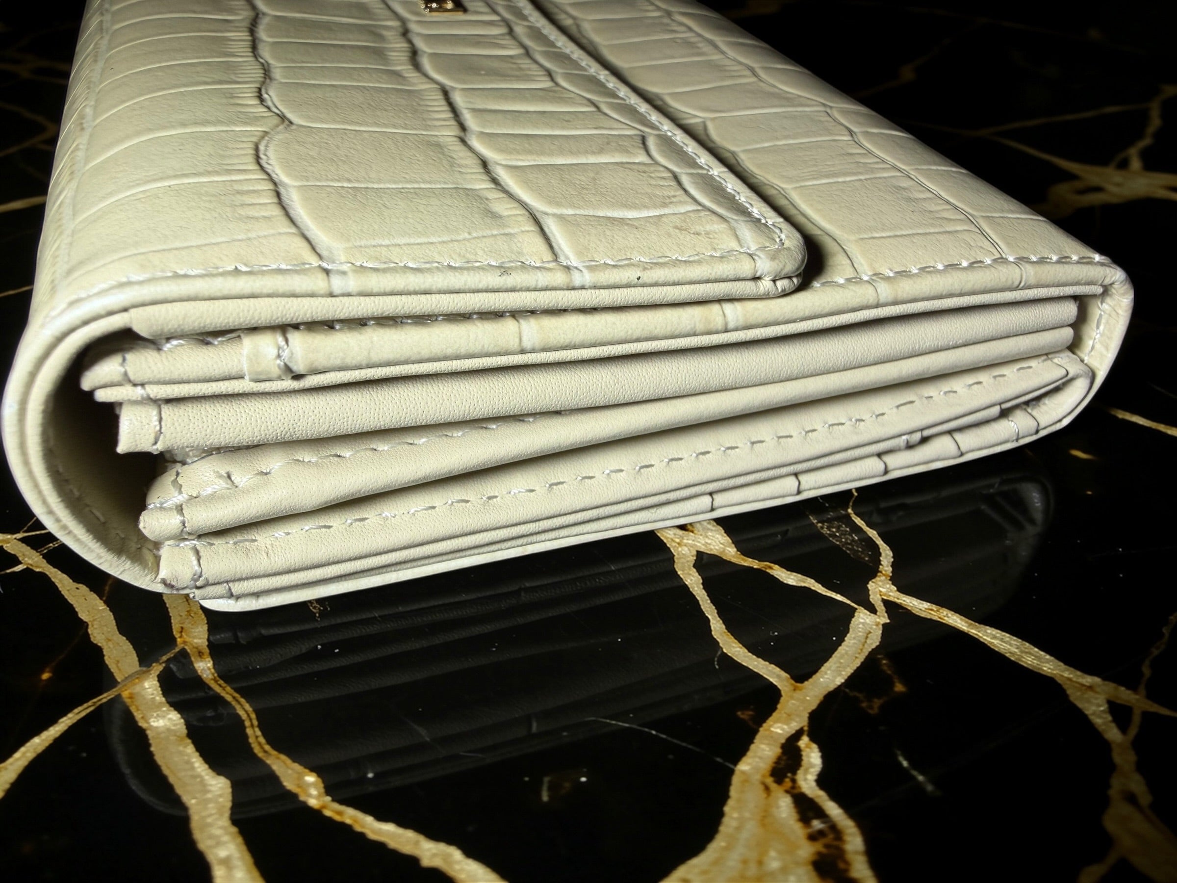 Pinky&Dianne Ivory Long Bifold Wallet in Croc-Embossed Leather