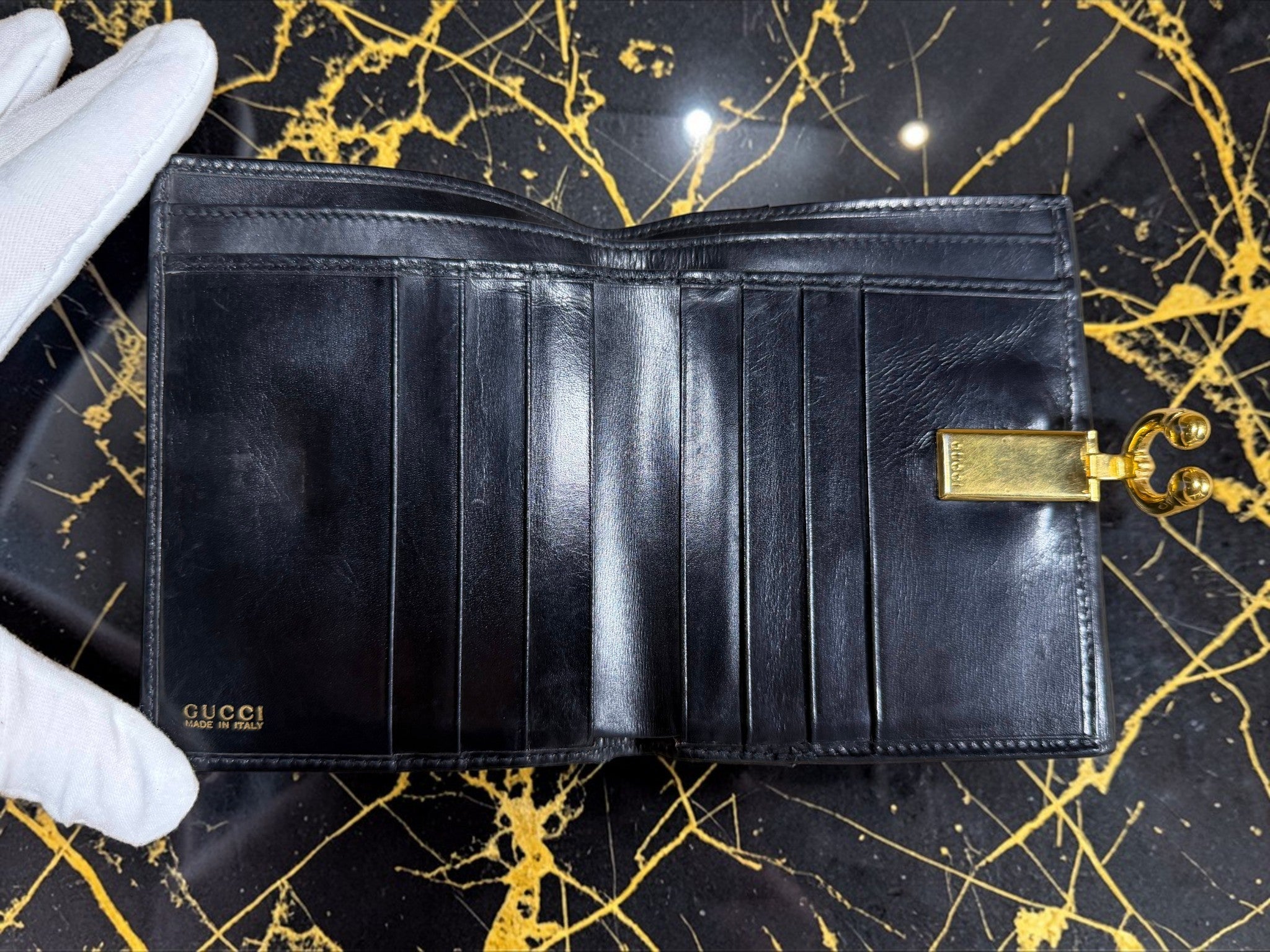 Gucci Jackie Bifold Wallet in Black Leather with Gold Horsebit