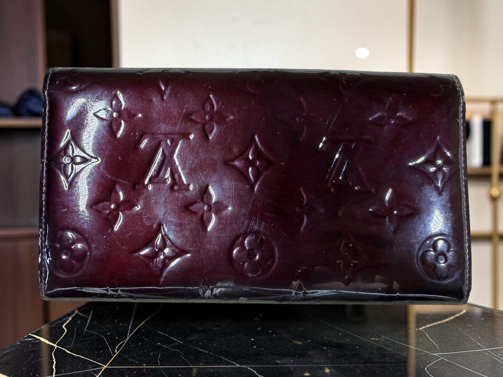 Louis Vuitton Monogram Vernis Sarah Long Wallet in Amarante