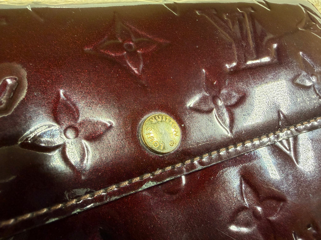 Louis Vuitton Monogram Vernis Sarah Long Wallet in Amarante