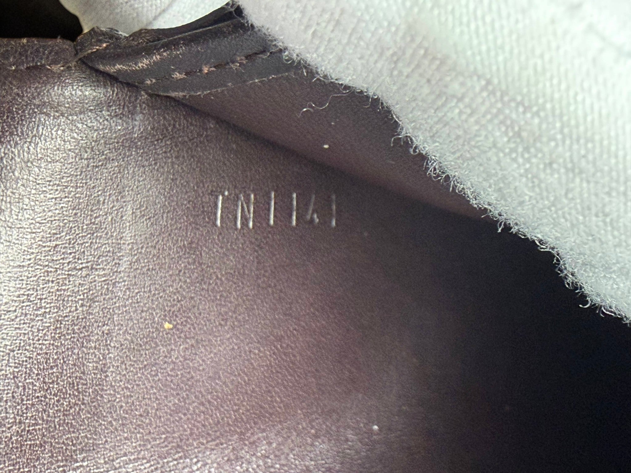 Louis Vuitton Monogram Vernis Sarah Long Wallet in Amarante