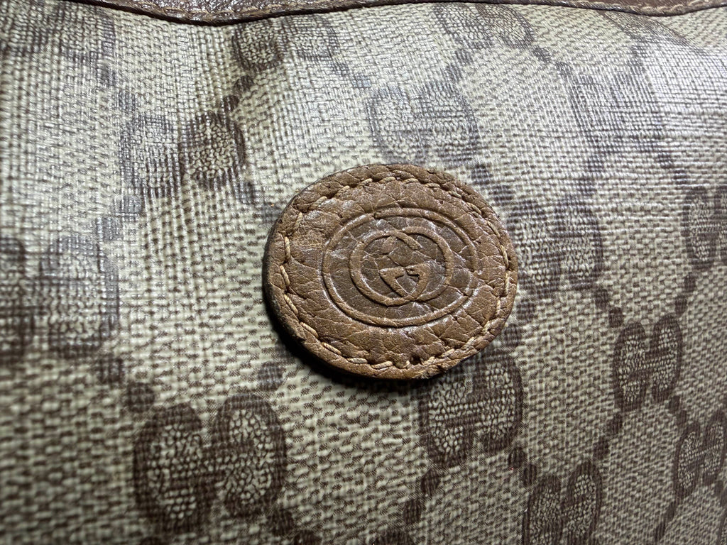 Trousse de toilette / Pochette à cosmétiques vintage Gucci en toile monogrammée GG