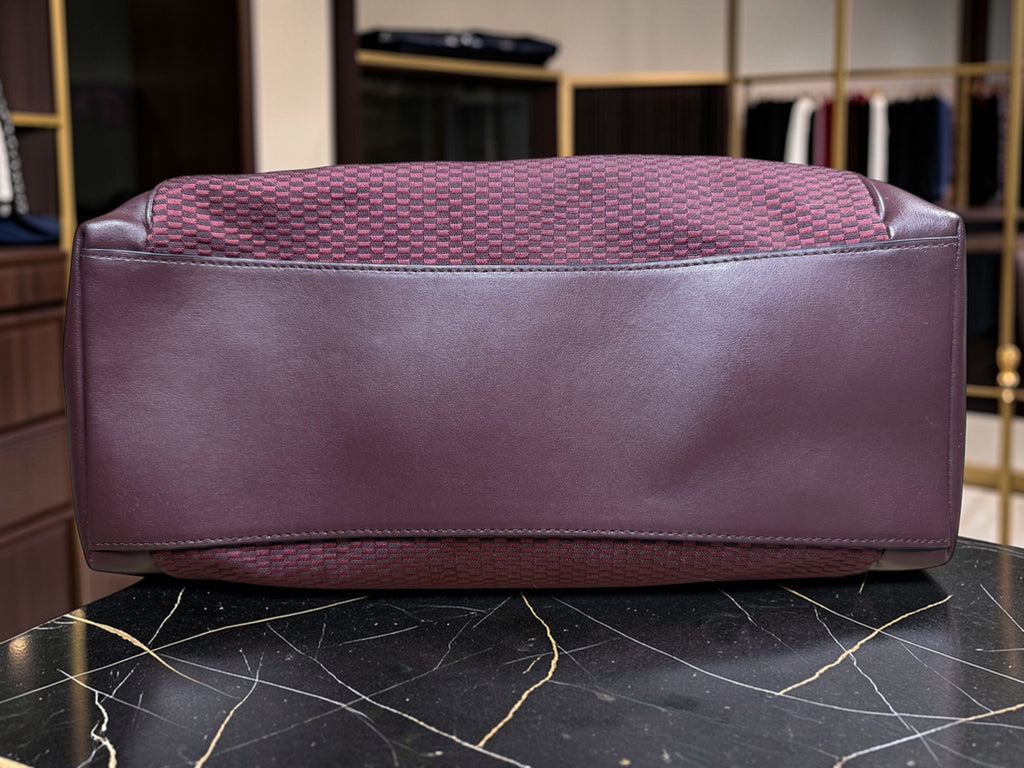 Coach Legacy Ava Tote Bag aus bordeauxfarbenem Signature Jacquard mit Lederbesatz