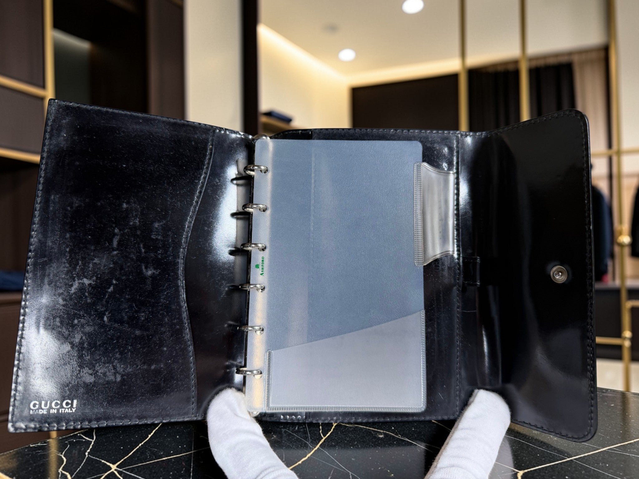 Vintage Rare Gucci Black Patent Leather Agenda / Ring Binder Wallet