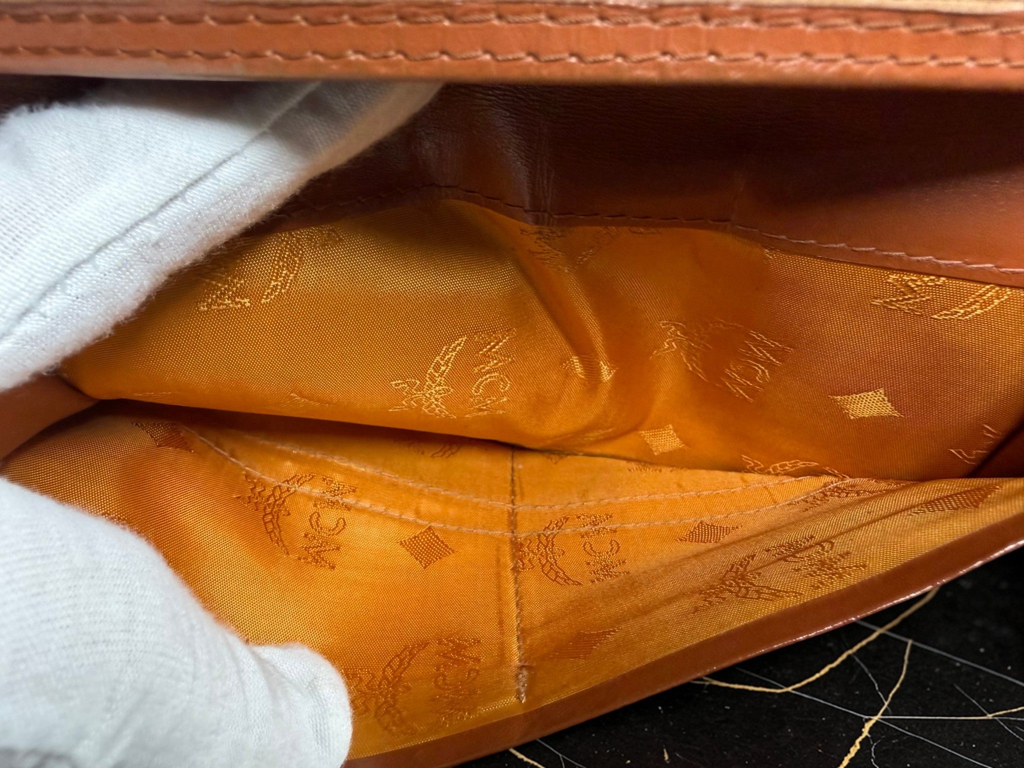 MCM Cognac Visetos Leder Brieftasche