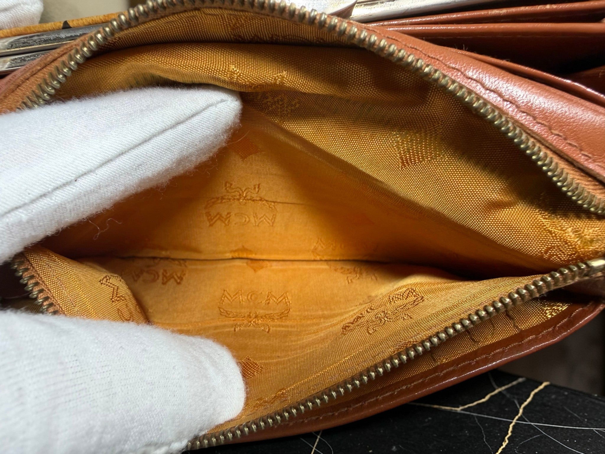 MCM Cognac Visetos Monogramm Kiss-Lock Rahmen Geldbörse
