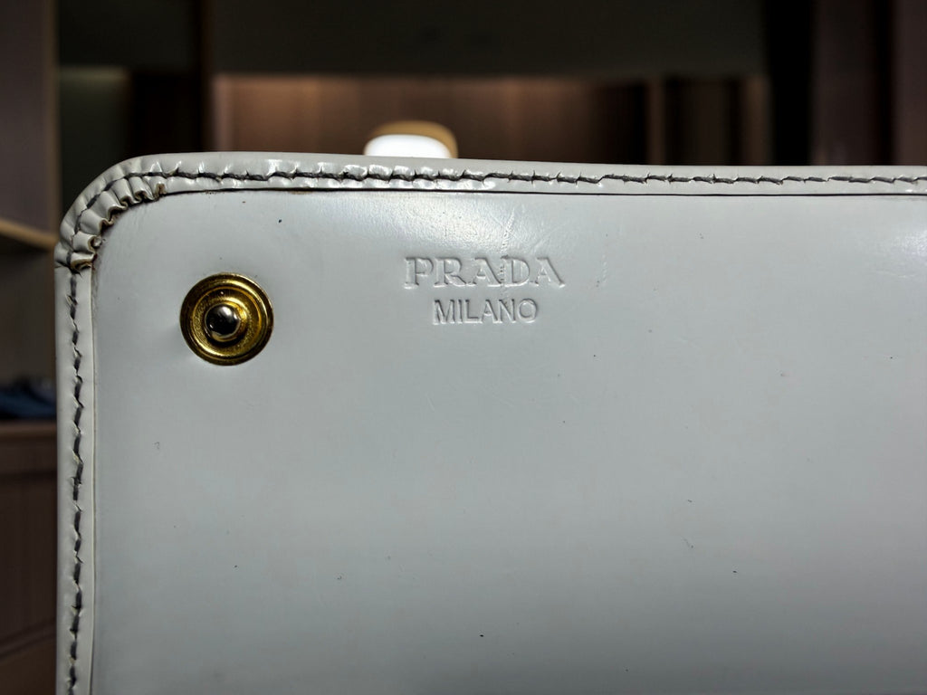Prada Vernice Weiß Lackleder Lange Geldbörse