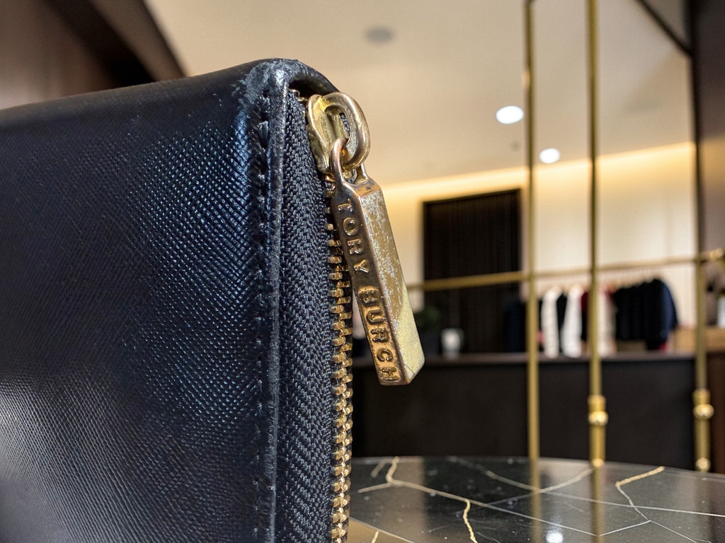 Tory Burch Robinson Black Zip-Around Continental Wallet