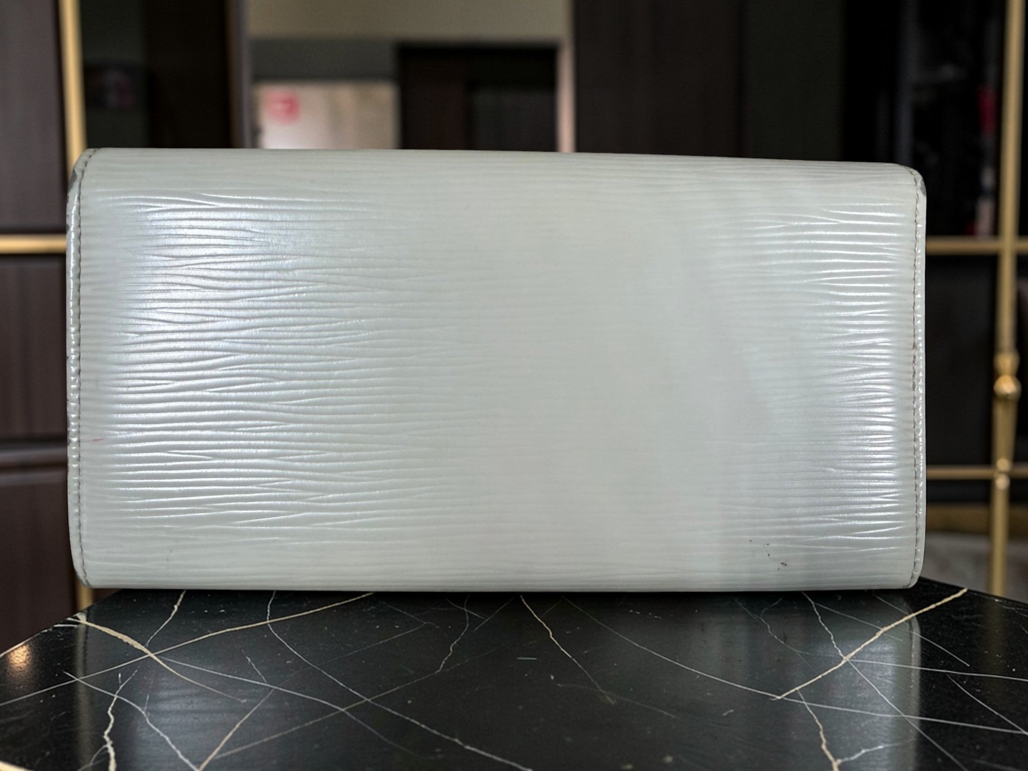 Louis Vuitton Epi Leather Sarah Wallet – Ivory / White