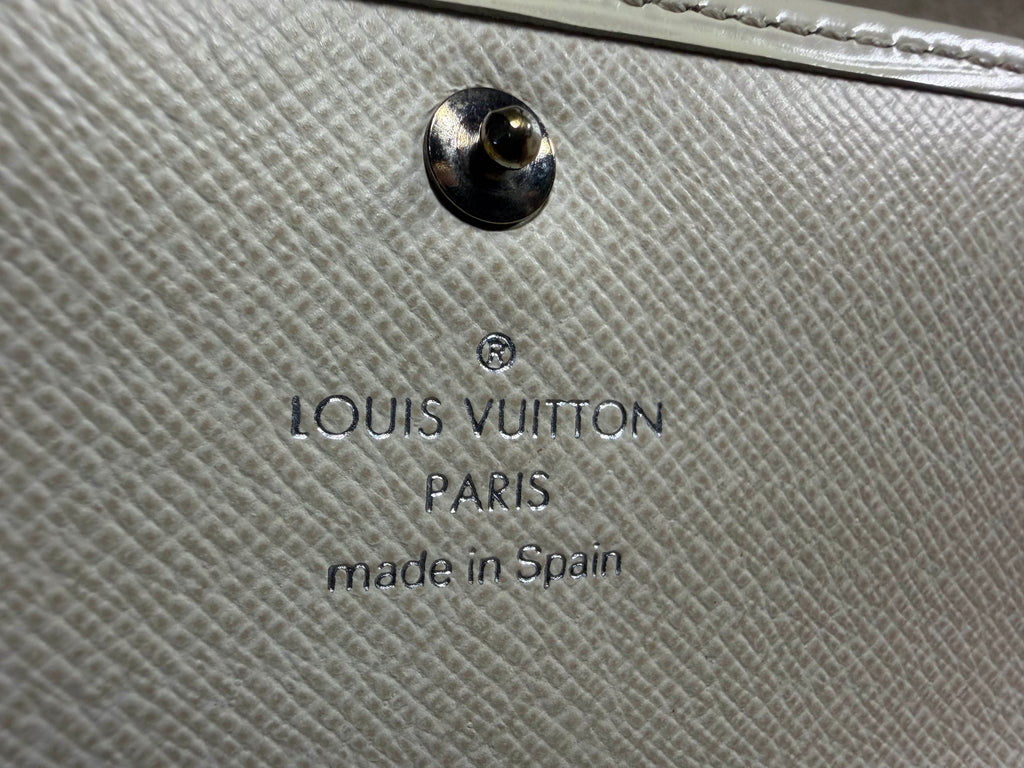 Louis Vuitton Epi Leather Sarah Wallet – Ivory / White