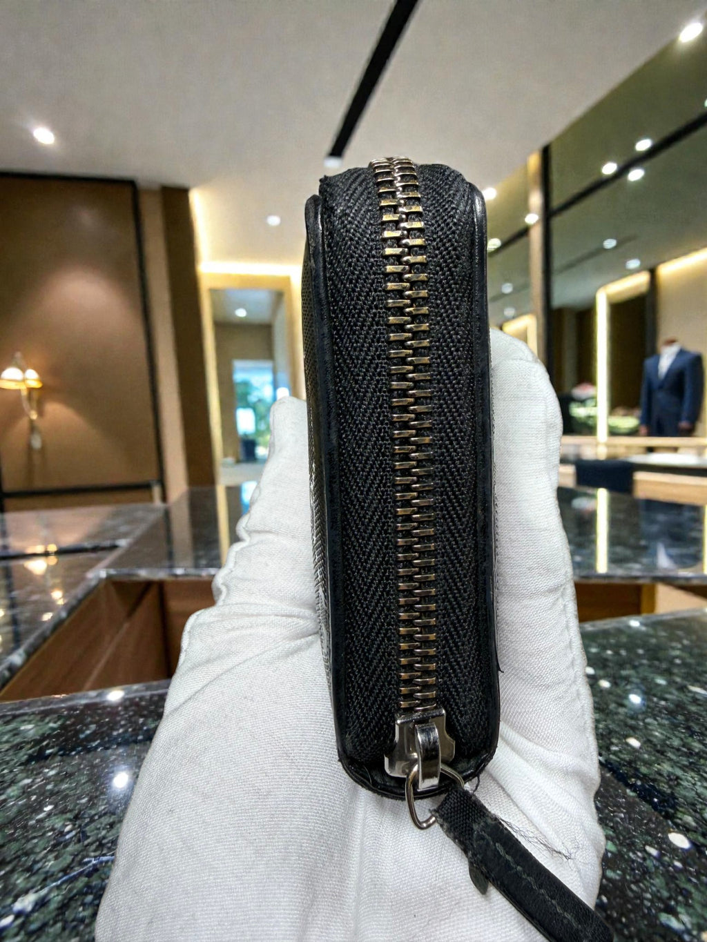 Gucci Black GG Imprimé Zip-Around Long Wallet