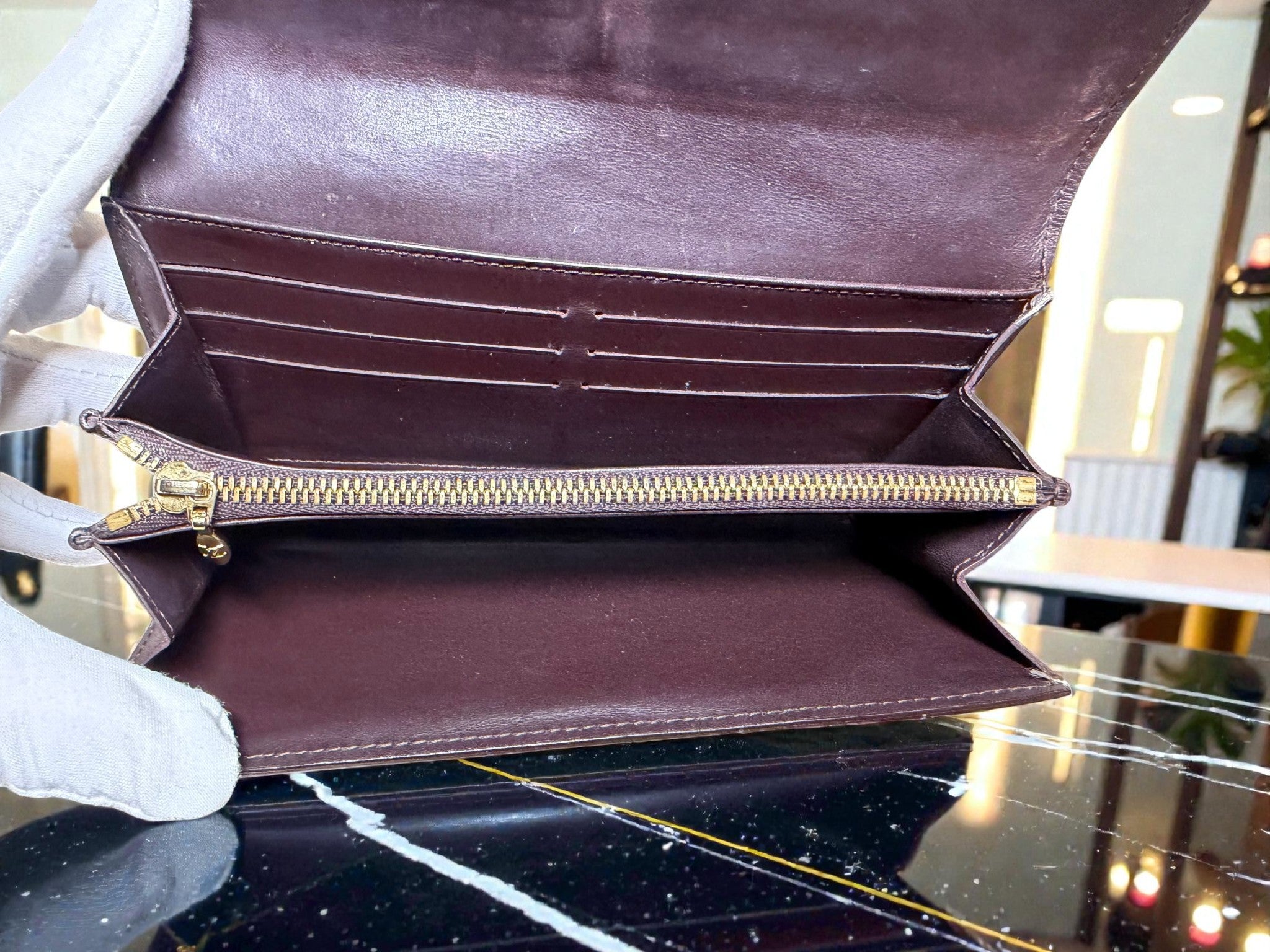Louis Vuitton Amarante Monogram Vernis Portefeuille Sarah Long Wallet
