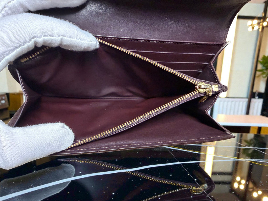 Louis Vuitton Amarante Monogram Vernis Portefeuille Sarah Long Wallet