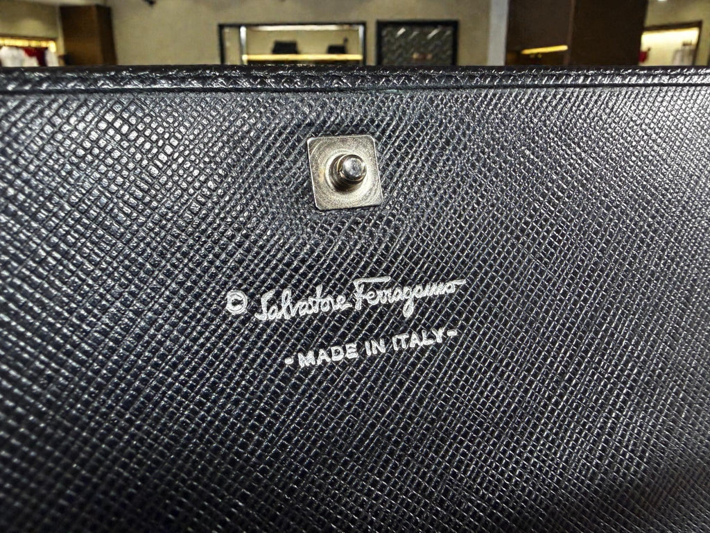 Salvatore Ferragamo Black Vara Bow Long Wallet