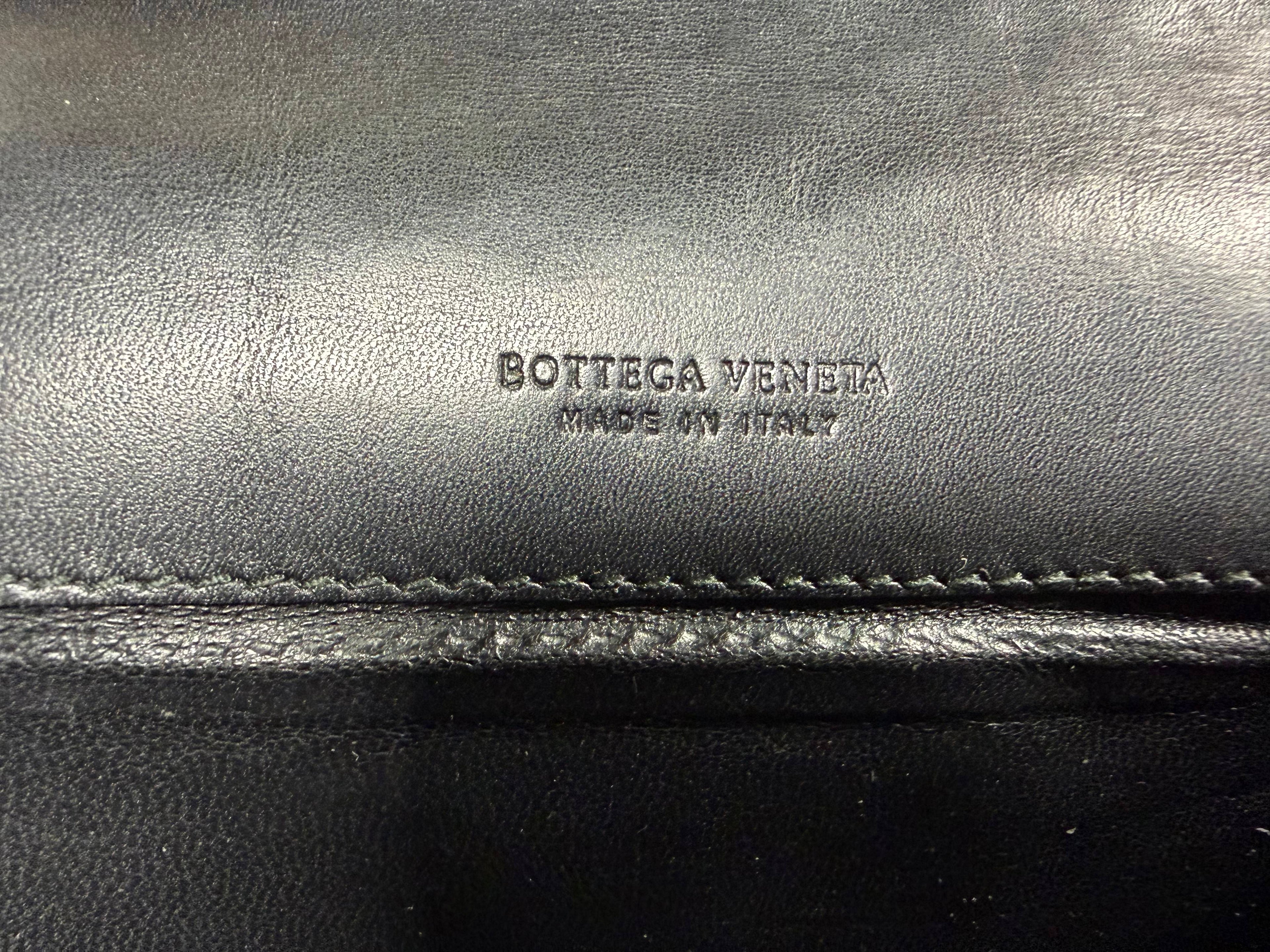 Bottega Veneta Intrecciato Bifold Long Wallet in Black