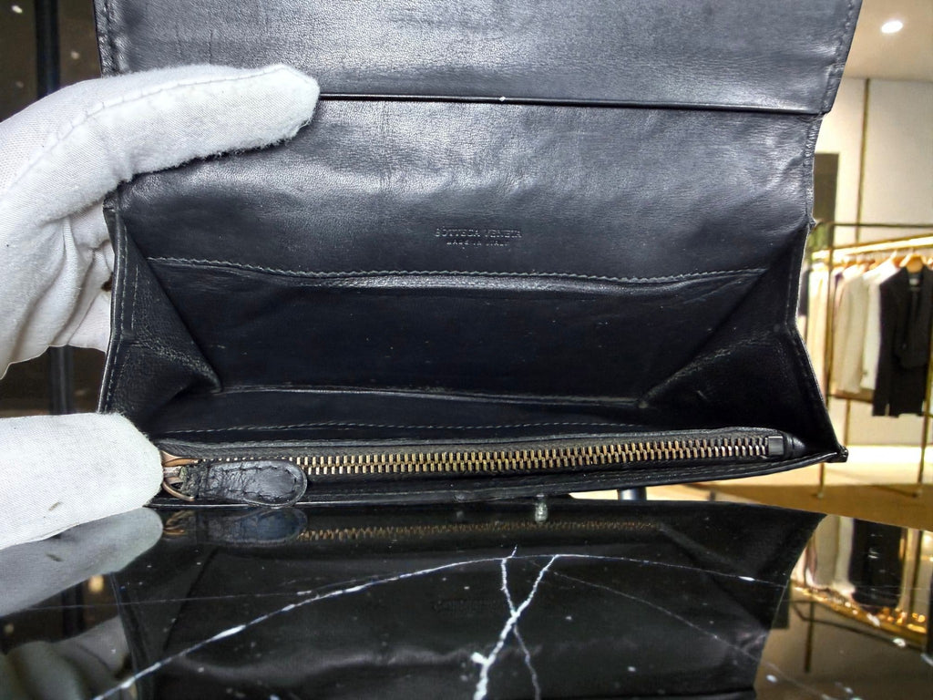 Bottega Veneta Intrecciato Bifold Long Wallet in Black