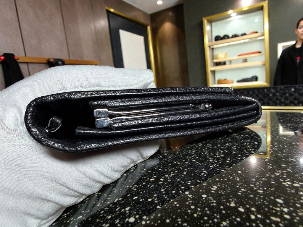 Gucci Black GG Monogram Continental Wallet with Kiss Lock
