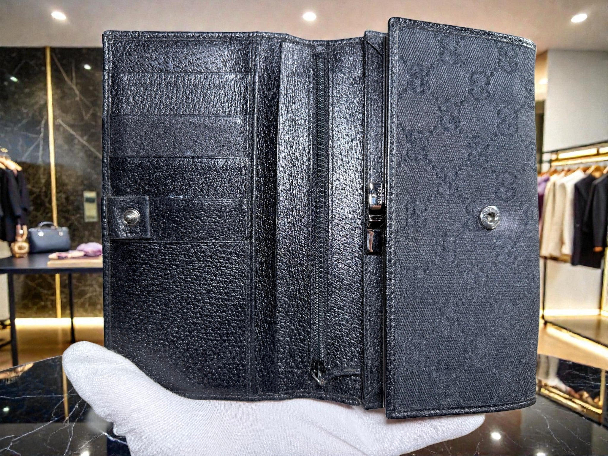 Gucci Black GG Monogram Continental Wallet with Kiss Lock