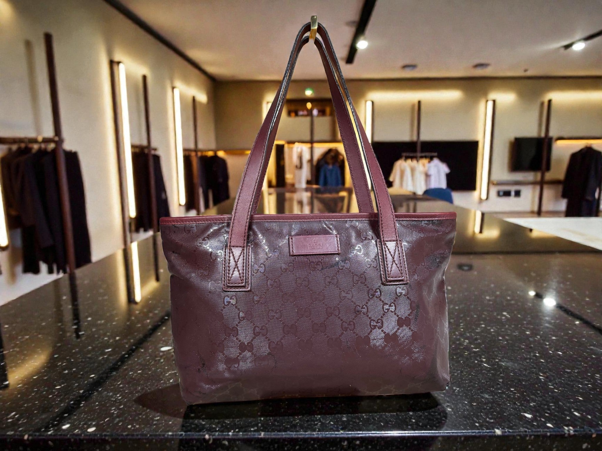 Gucci GG Supreme Joy Tote Bag in Imprime Burgundy