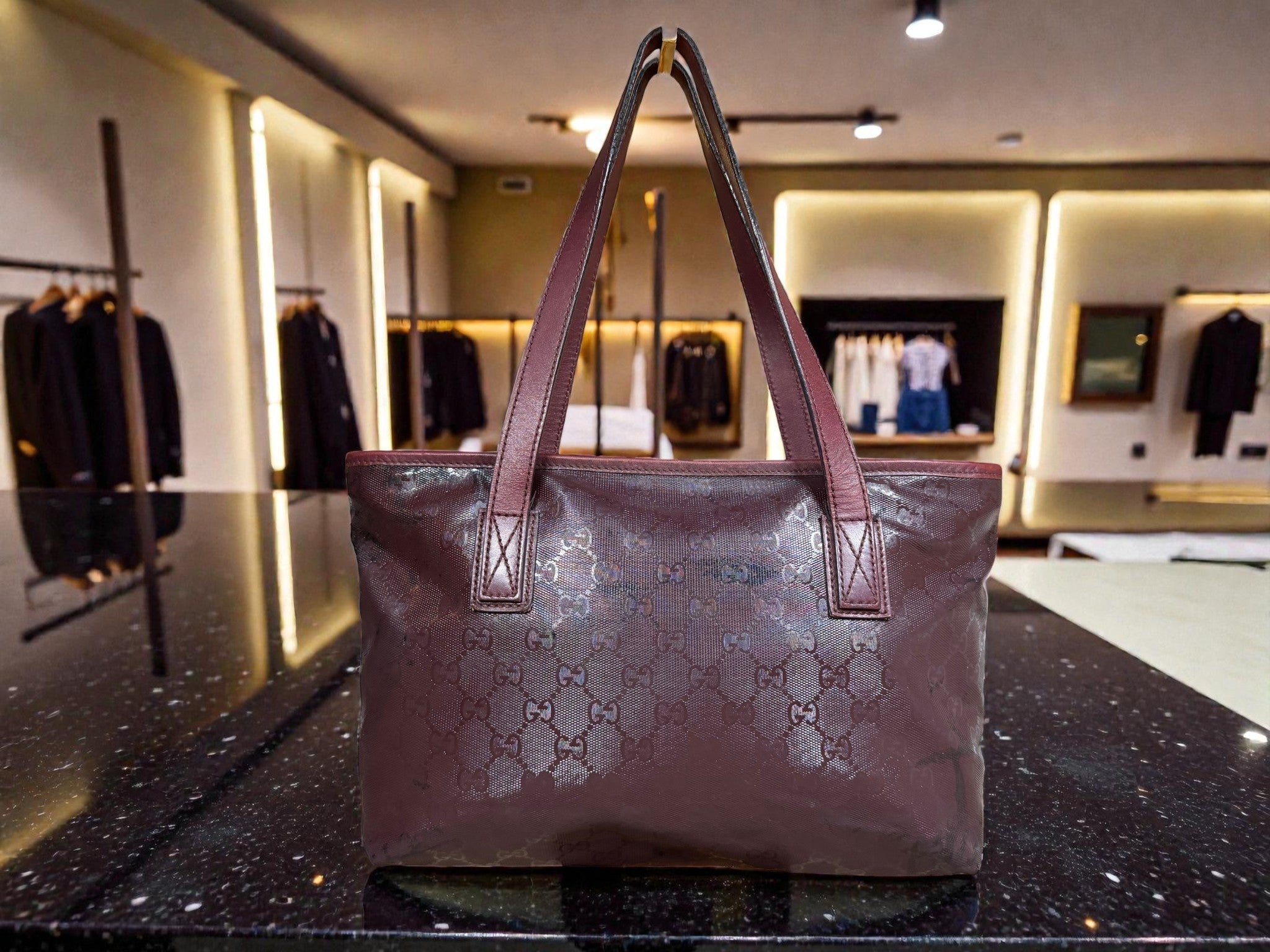 Gucci GG Supreme Joy Tote Bag in Imprime Burgundy