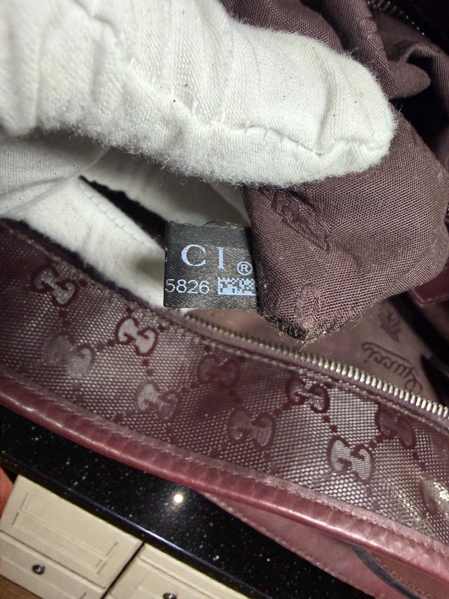 Gucci GG Supreme Joy Tote Bag in Imprime Burgundy