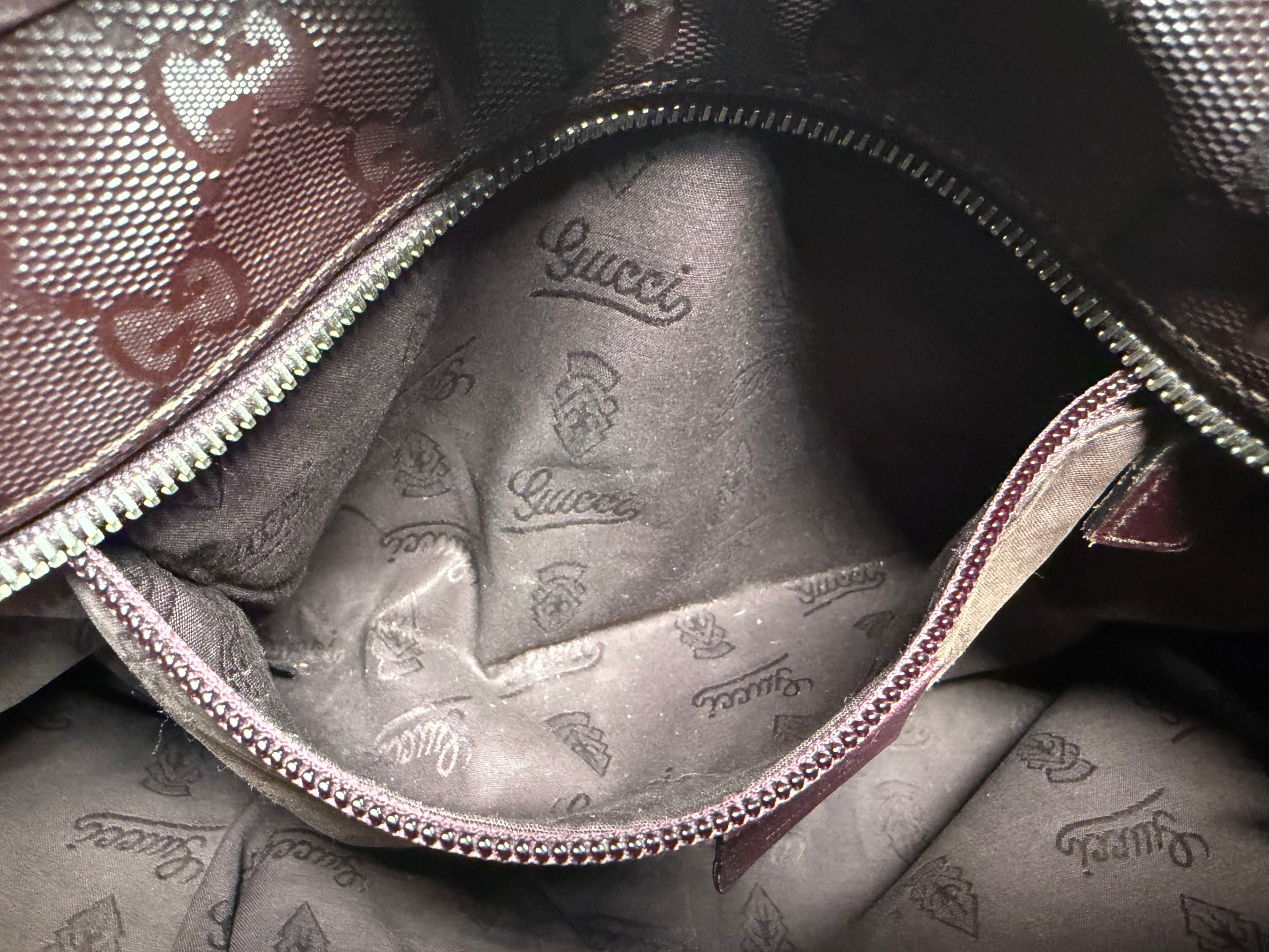 Gucci GG Supreme Joy Tote Bag in Imprime Burgundy