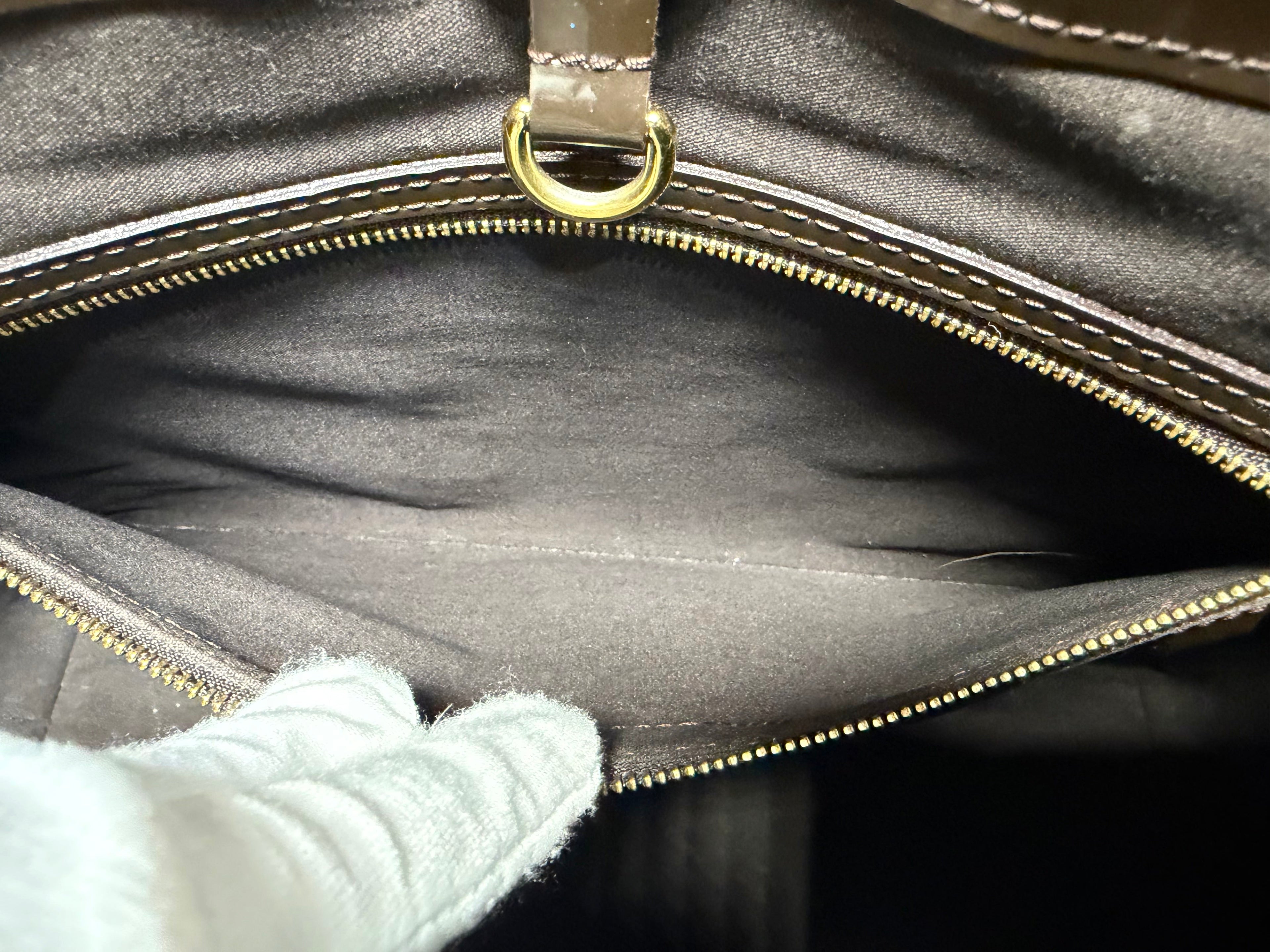 Louis Vuitton Monogram Vernis Wilshire MM Tote in Terre d'Ombre