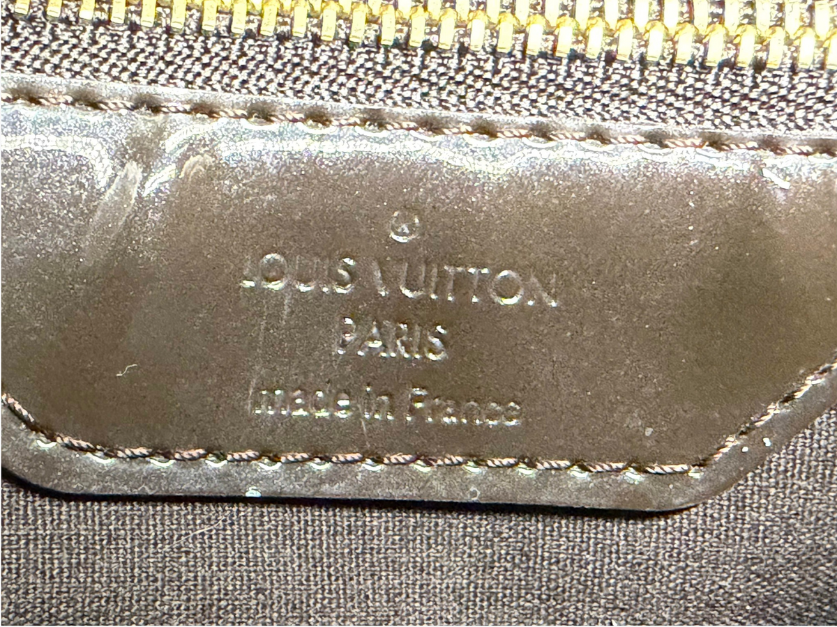 Louis Vuitton Monogram Vernis Wilshire MM Tote in Terre d'Ombre – photo 10