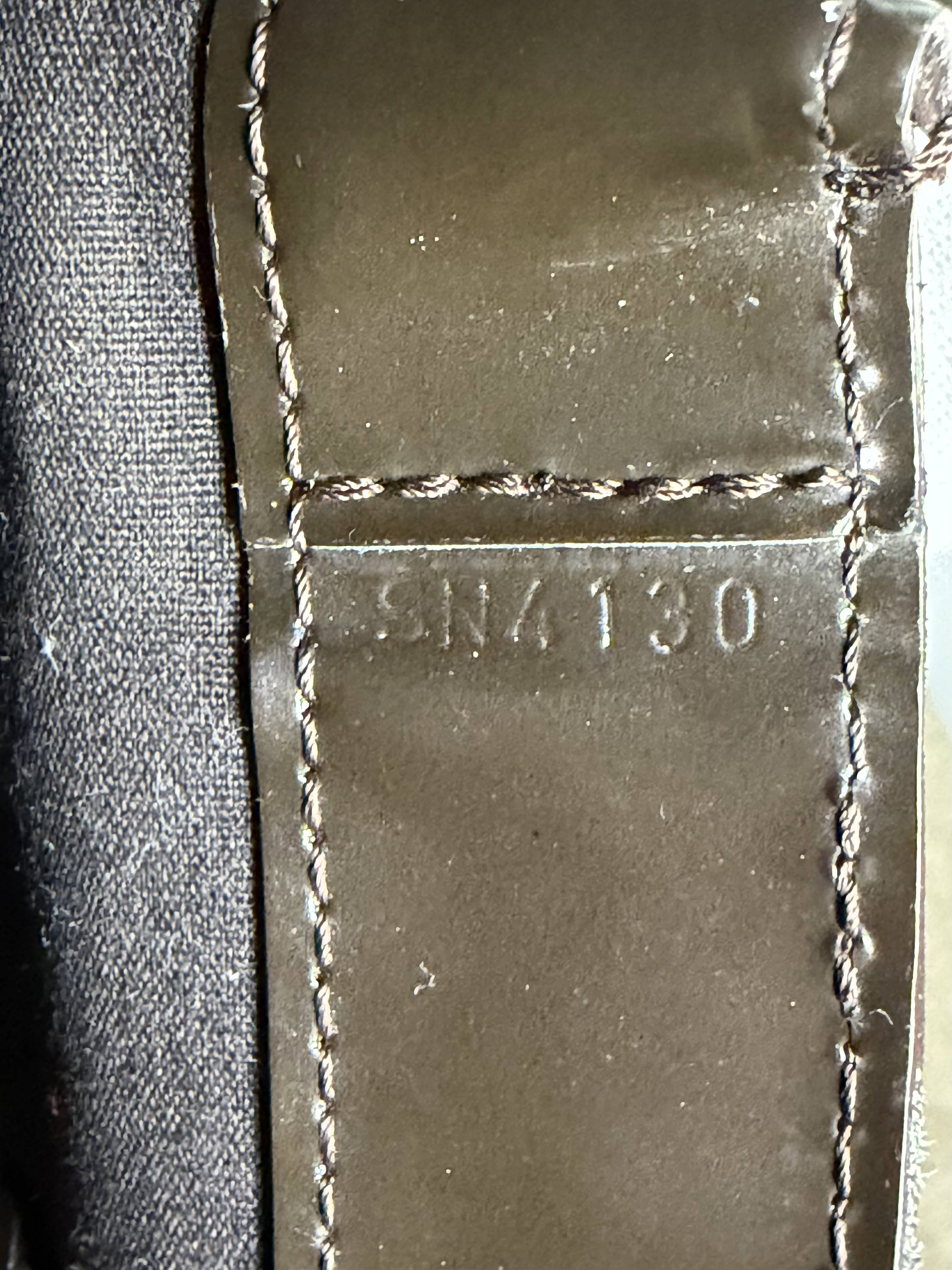 Louis Vuitton Monogram Vernis Wilshire MM Tote in Terre d'Ombre