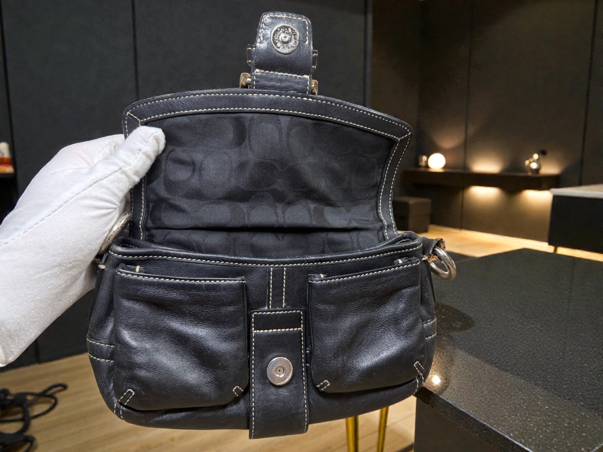 Coach Soho Black Leather Flap Shoulder Bag – Legacy Era (No A05S-3688)