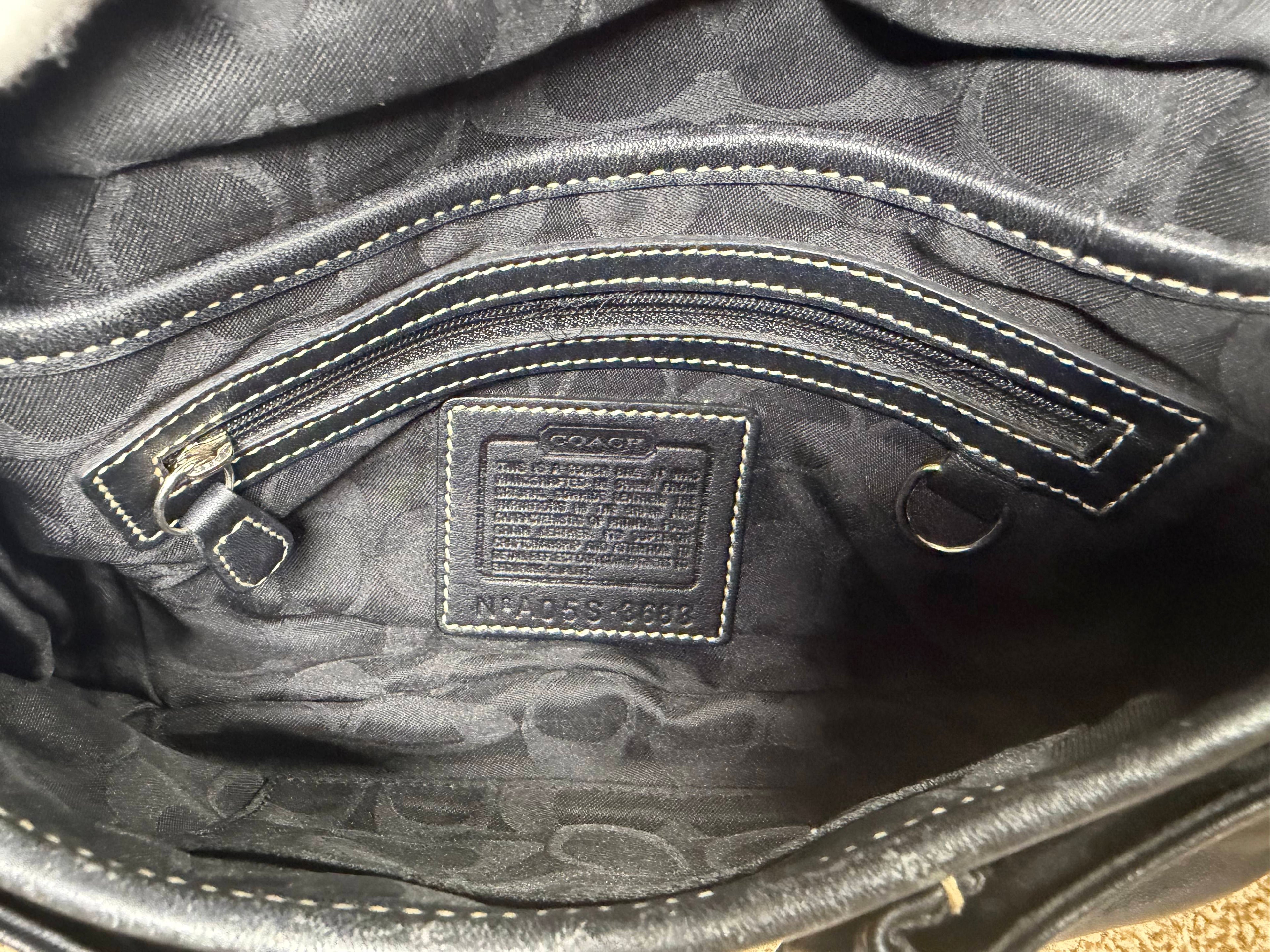 Coach Soho Black Leather Flap Shoulder Bag – Legacy Era (No A05S-3688)