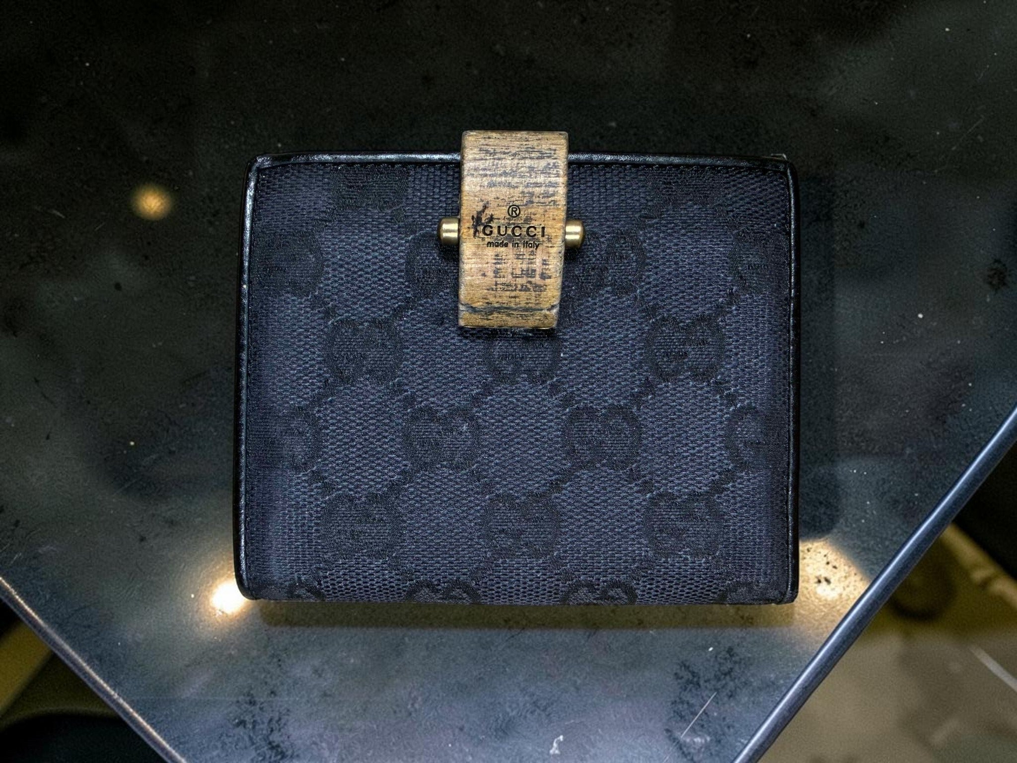 Rare Vintage Gucci GG Supreme Monogram Canvas Bifold Wallet with Wooden clasp