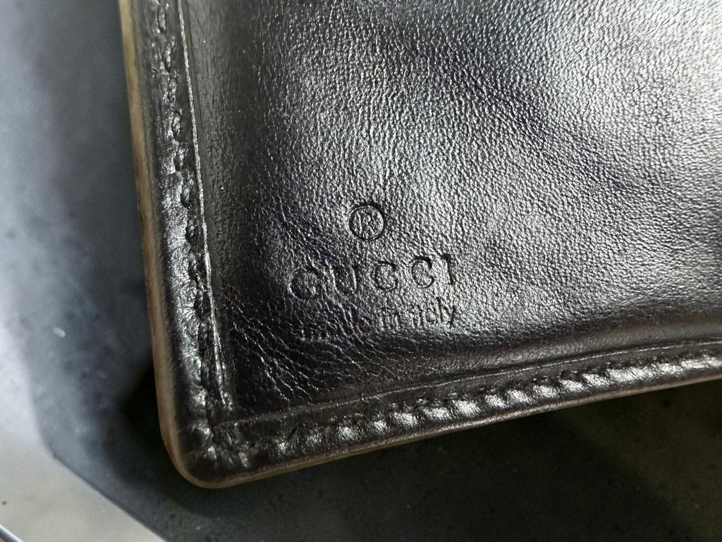 Rare Vintage Gucci GG Supreme Monogram Canvas Bifold Wallet with Wooden clasp