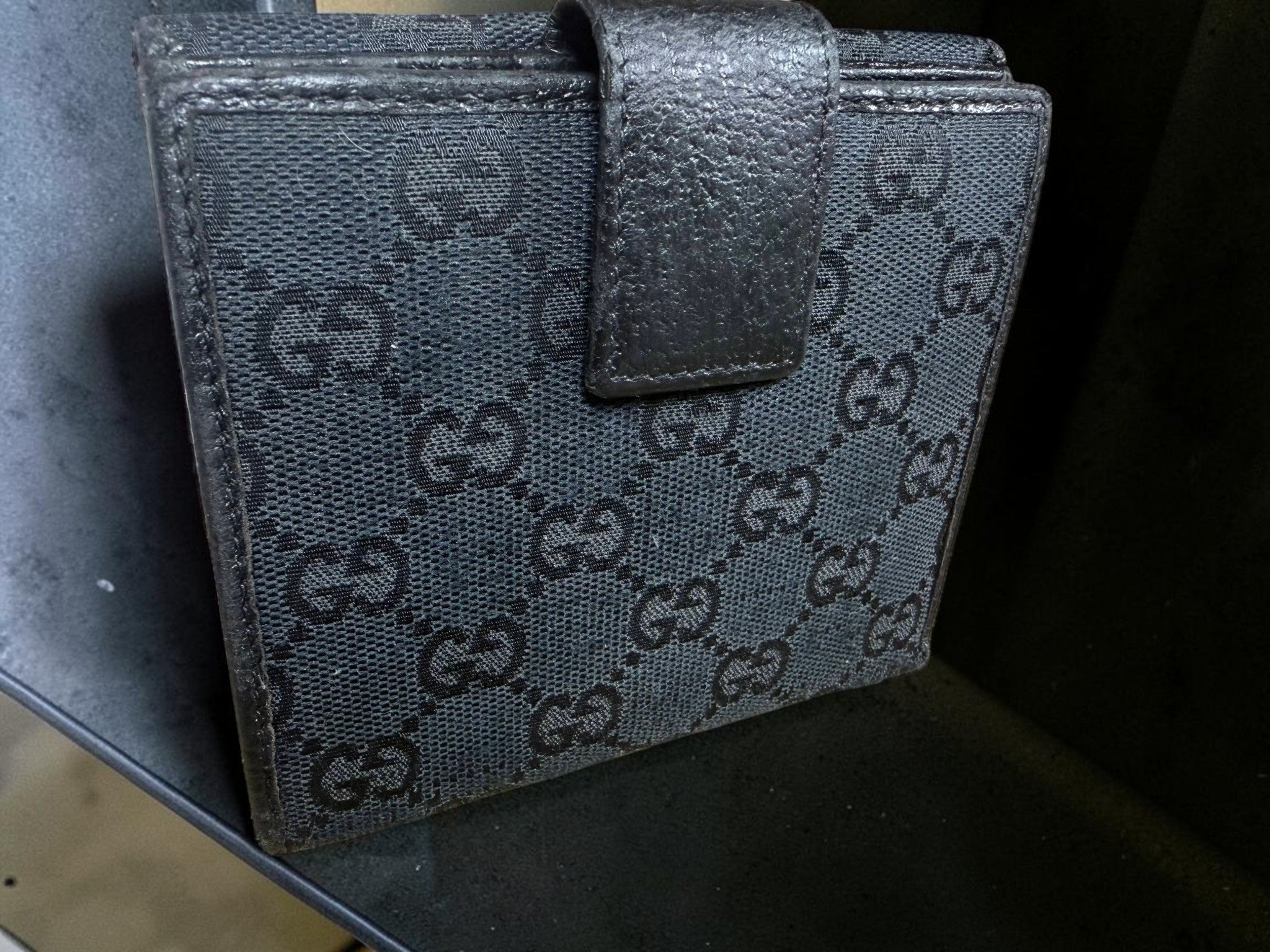 Gucci GG Supreme Canvas Compact Bifold Wallet