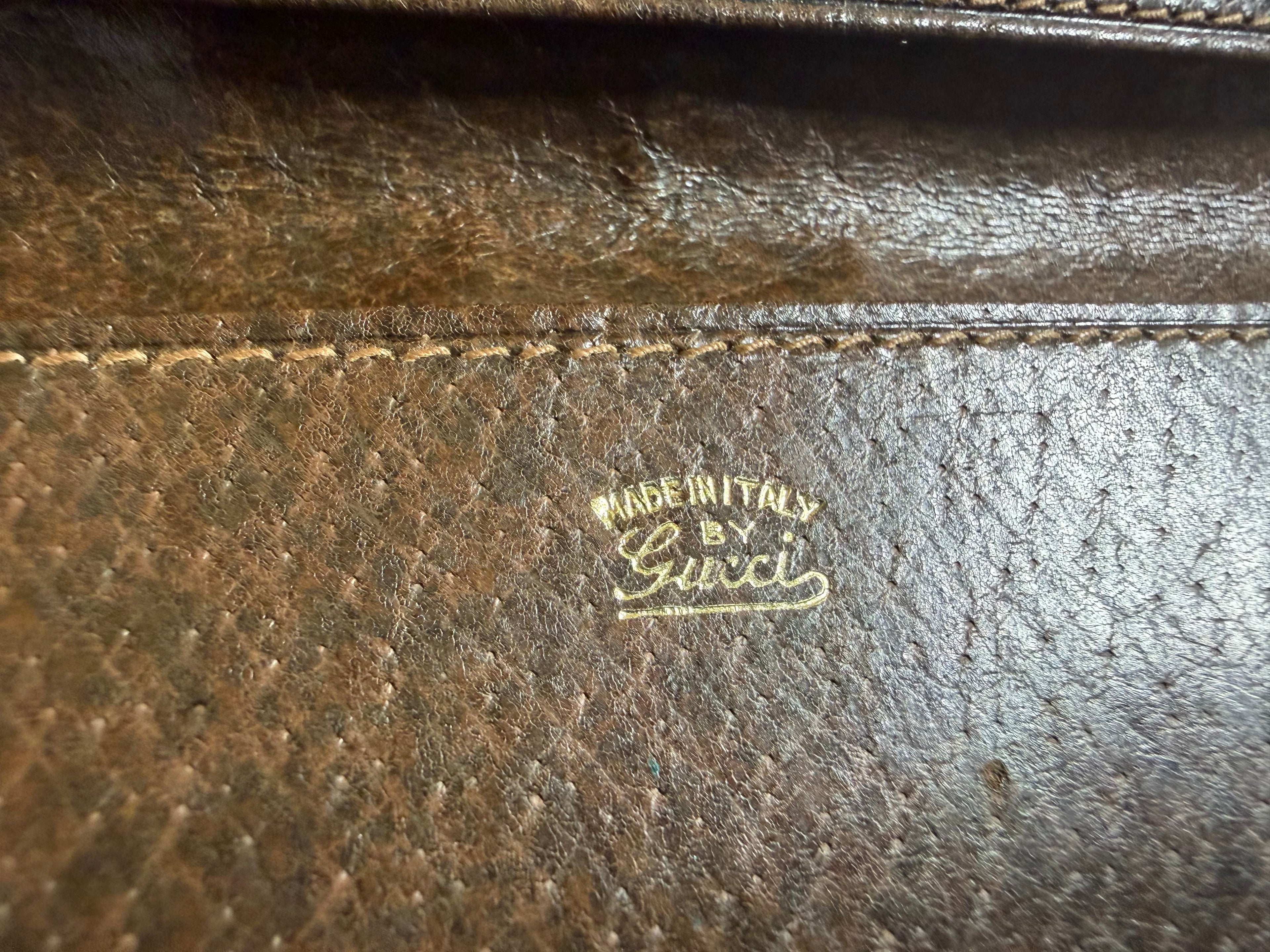 Rare Vintage Gucci Brown Leather Bifold Wallet with Iconic G.Gucci Horsebit Clasp