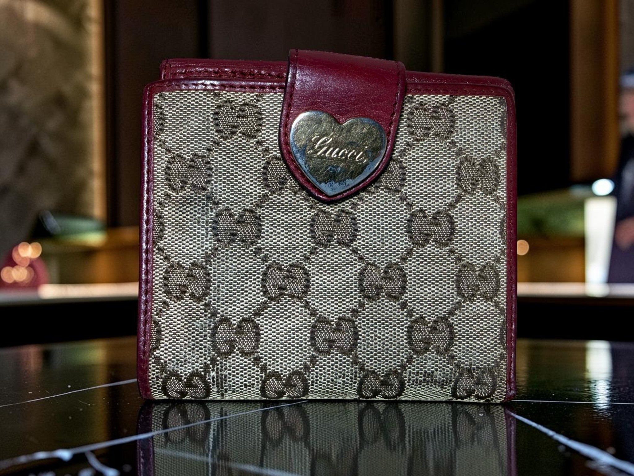 Gucci GG Supreme Heart Logo French Wallet