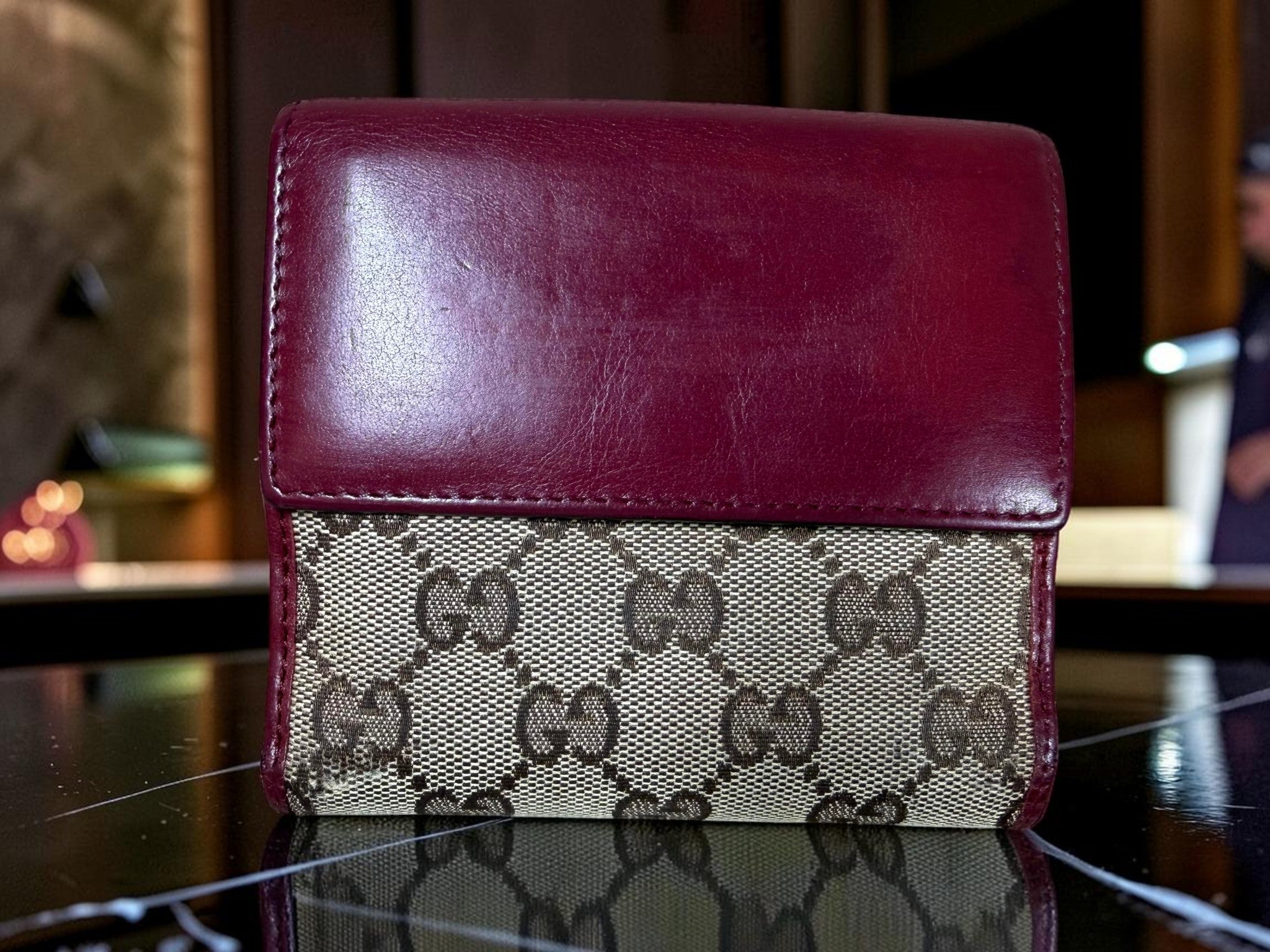 Gucci GG Supreme Heart Logo French Wallet