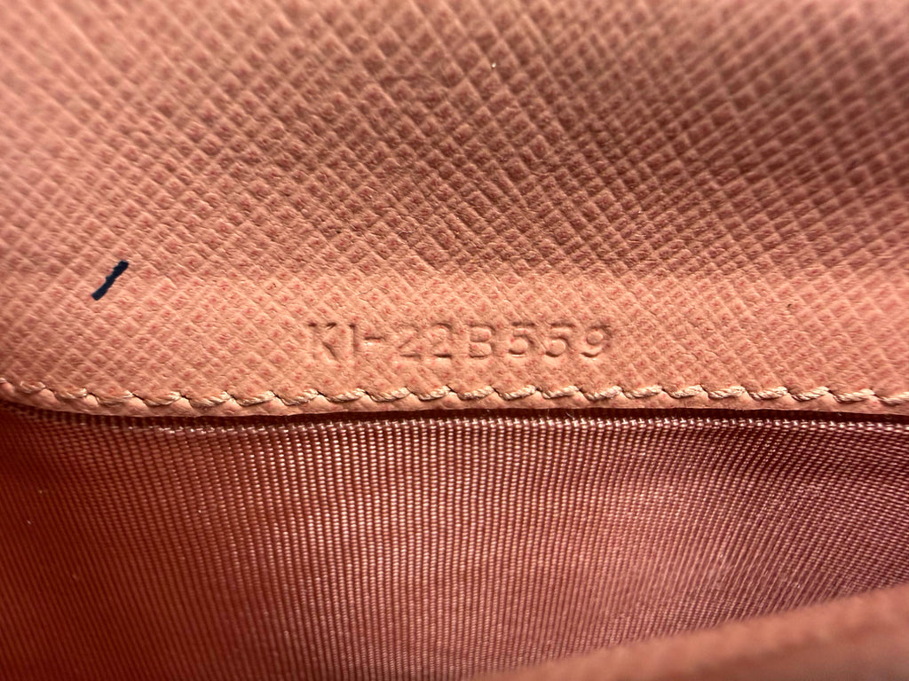 Salvatore Ferragamo Pink Leather Long Wallet purse gold Bow Buckle
