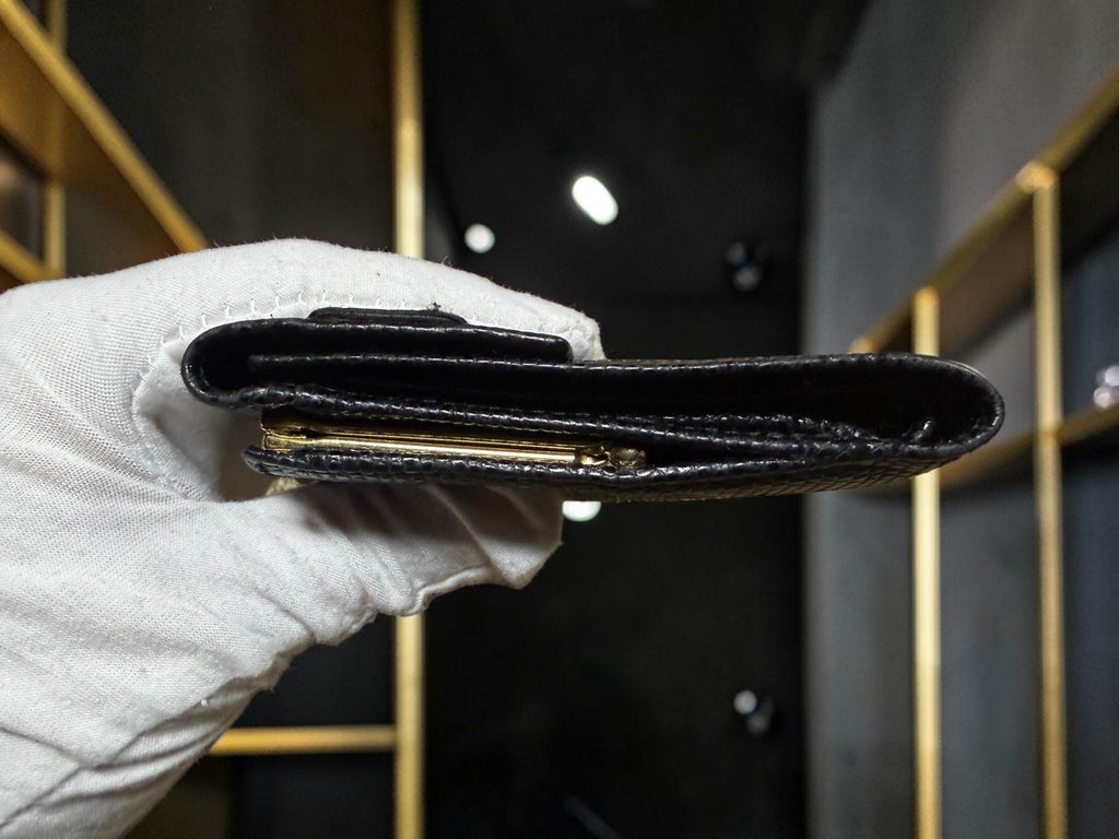 Salvatore Ferragamo Vara Bow Black Lizard-Embossed Leather Compact Wallet