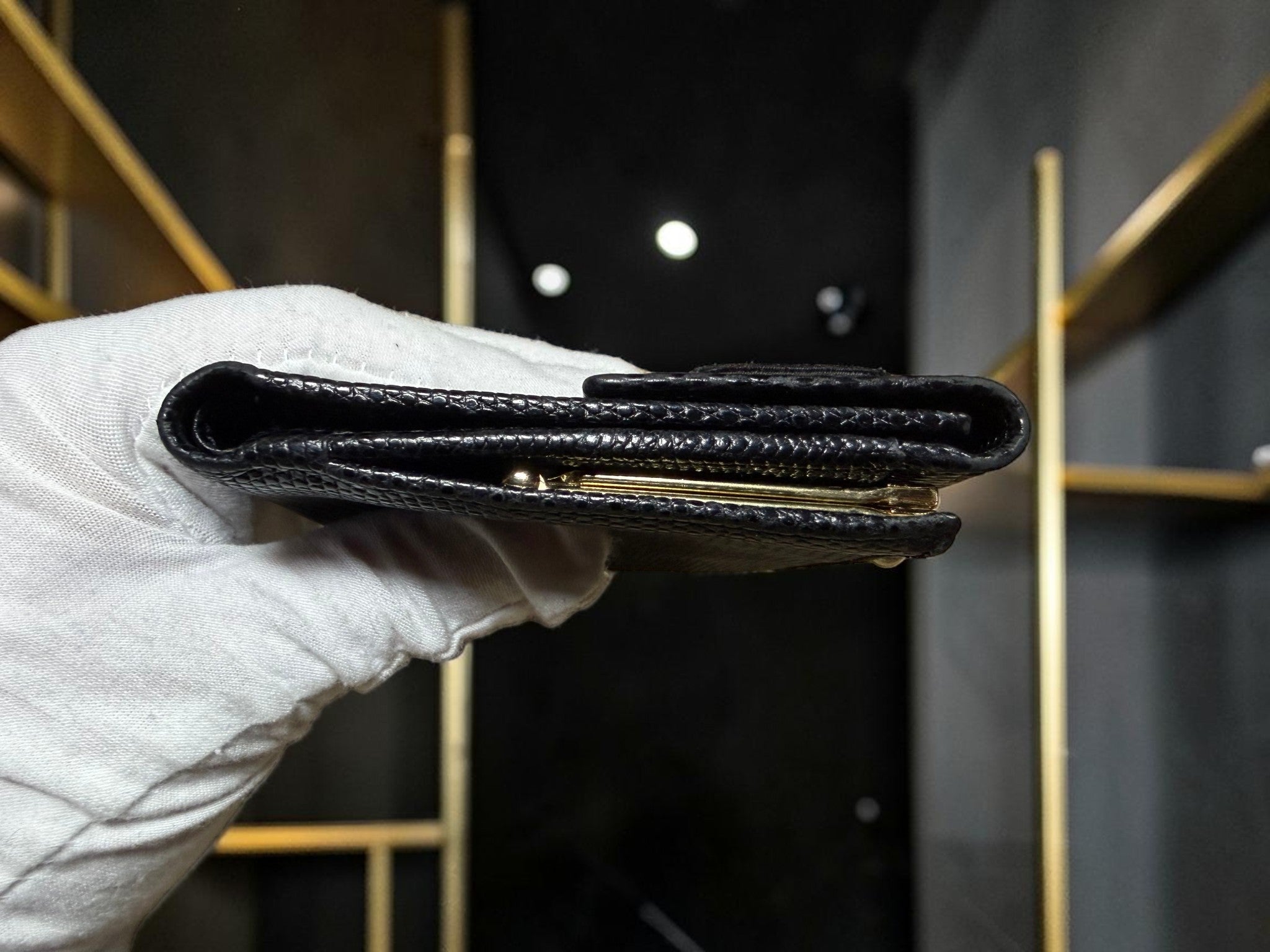 Salvatore Ferragamo Vara Bow Black Lizard-Embossed Leather Compact Wallet