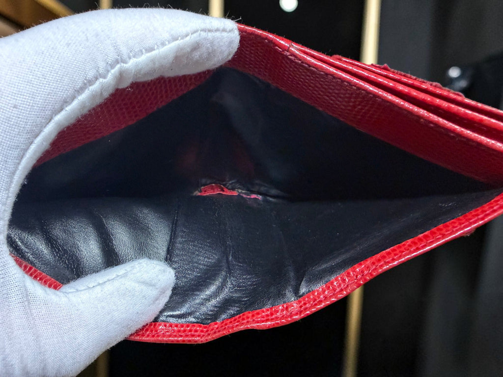 Salvatore Ferragamo Vara Bow Red Lizard-Embossed Leather Compact Wallet