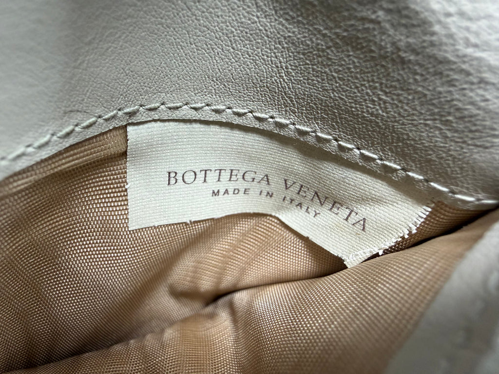 Bottega Veneta Grey Intrecciato Leather Flower Wallet