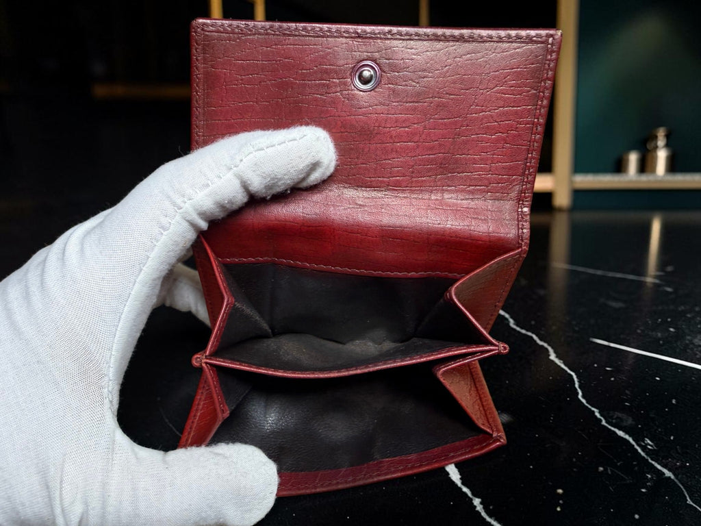 Gucci Jackie Piston Clasp Compact Wallet in Red