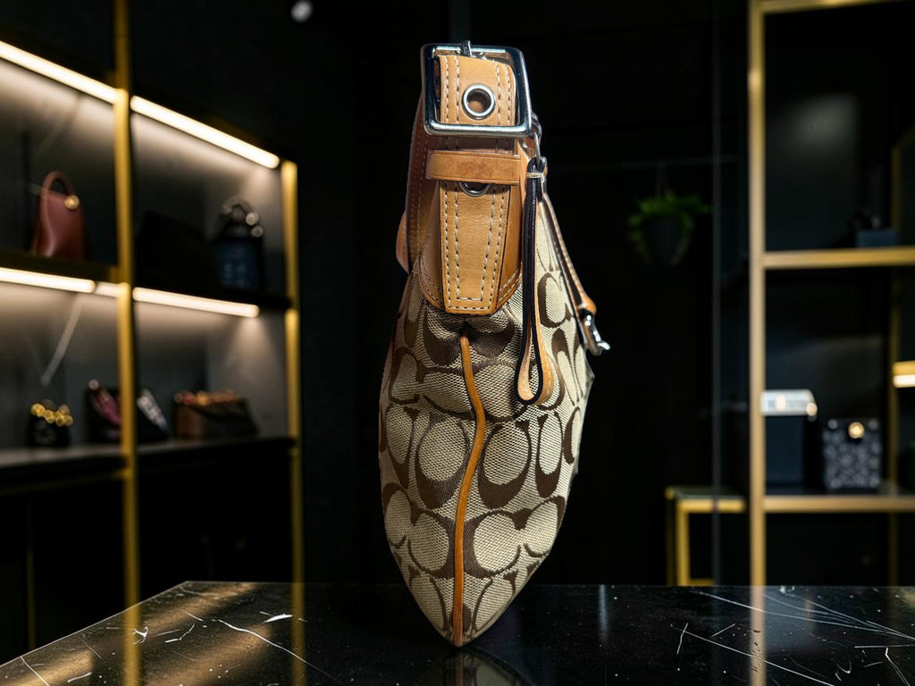 Coach Signature Soho Hobo (E06K-10249)