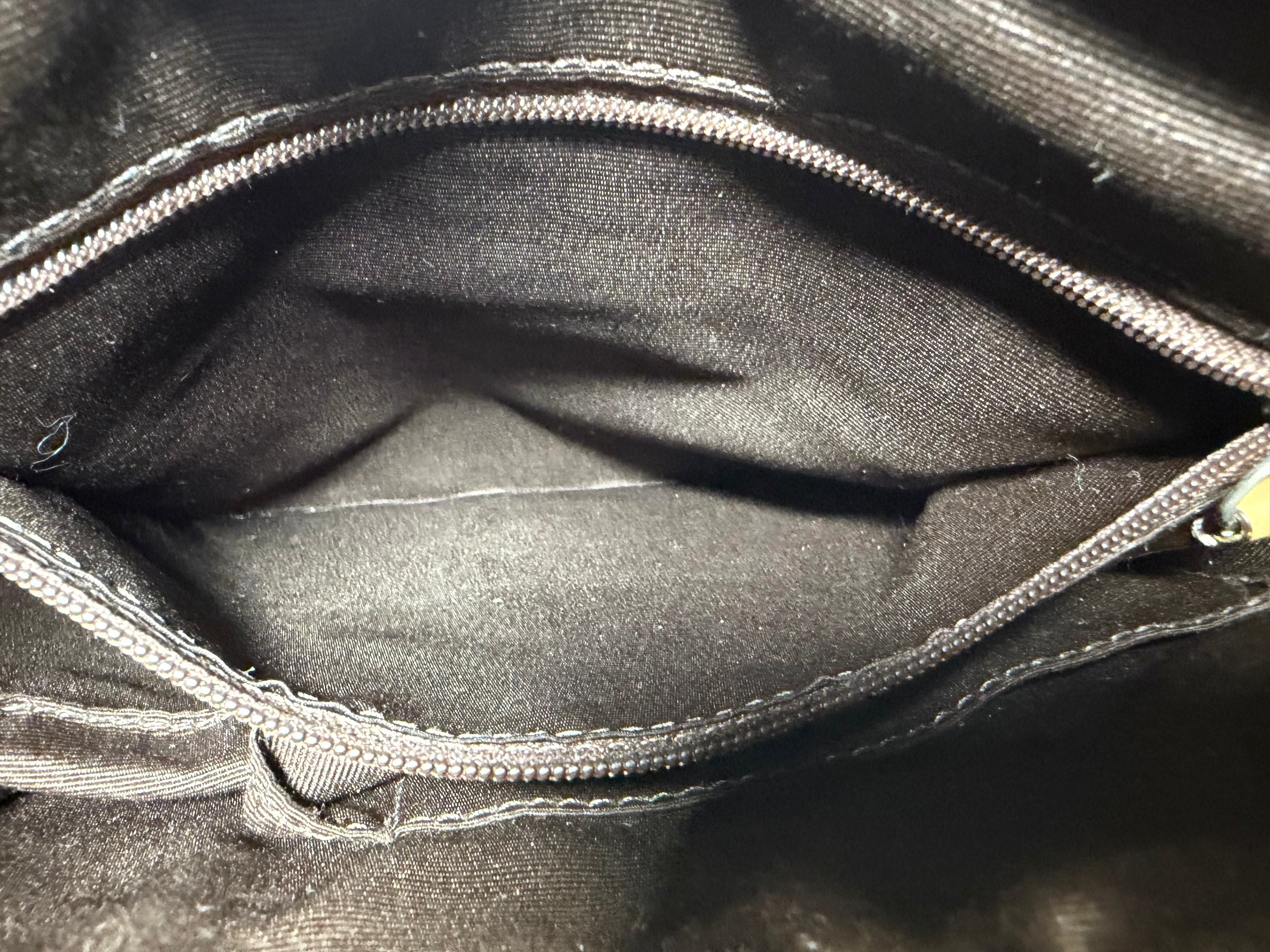 Coach Signature Soho Hobo (E06K-10249)