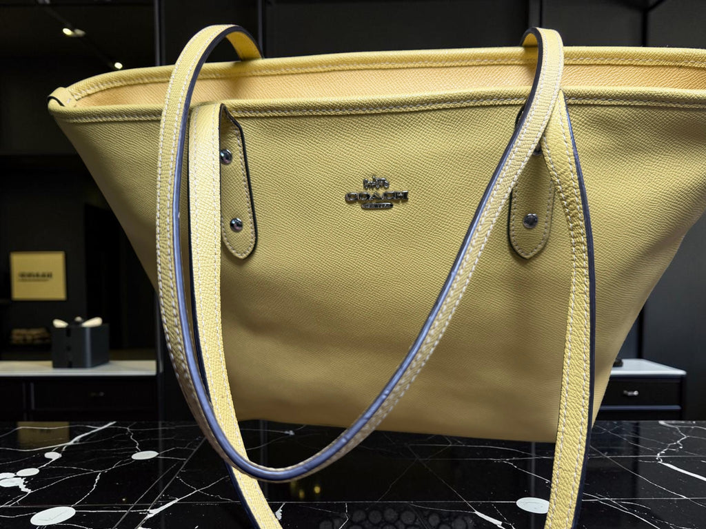 Coach City Zip Tote in Yellow (M1823-F58846)