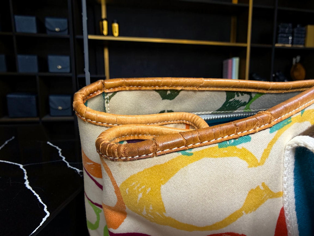 Coach Hampton Scribble Tote (M04K-5661)