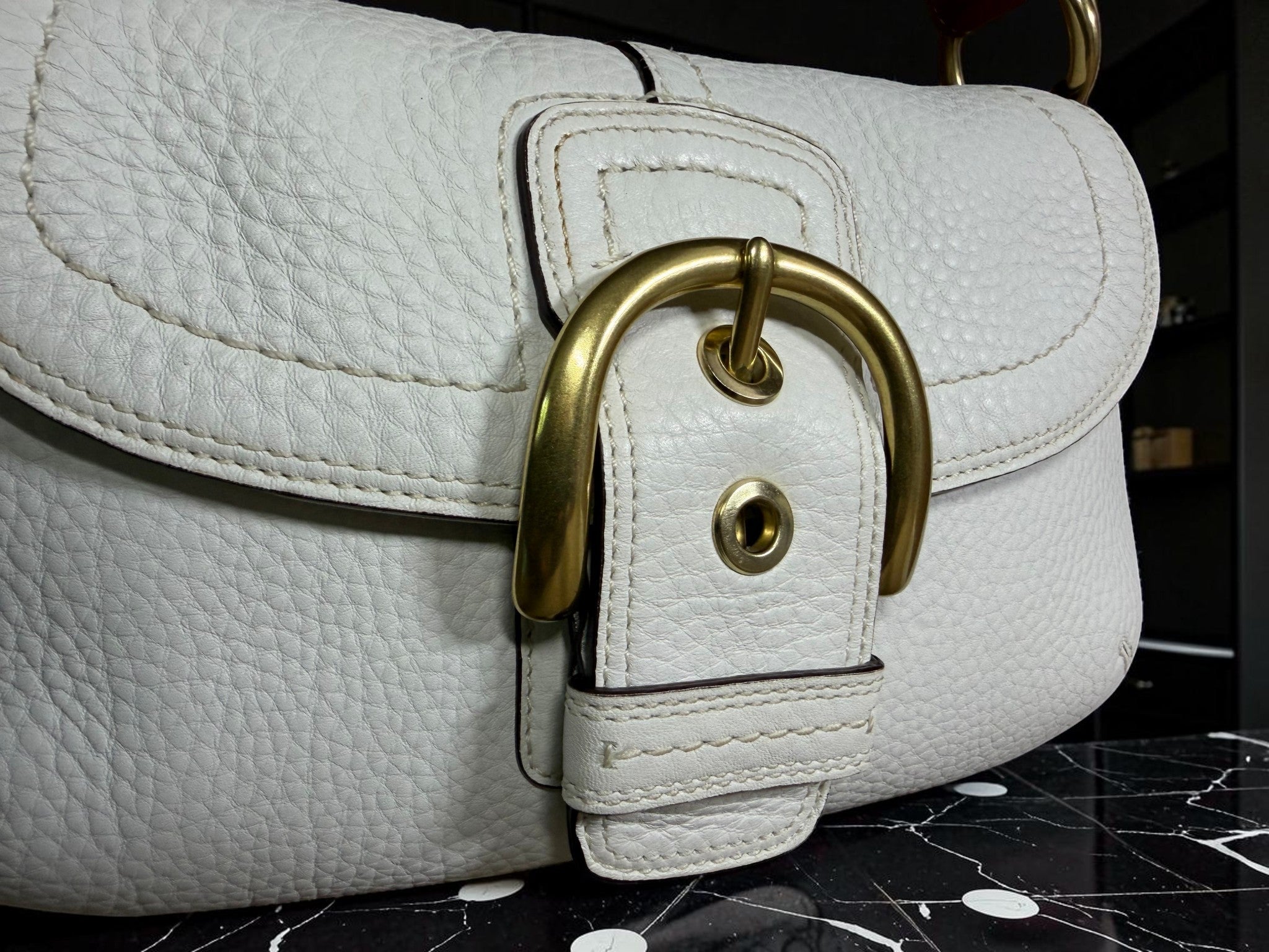 Vintage Coach Soho Buckle Flap in White Pebbled Leather (11840) (With Dust Bag)