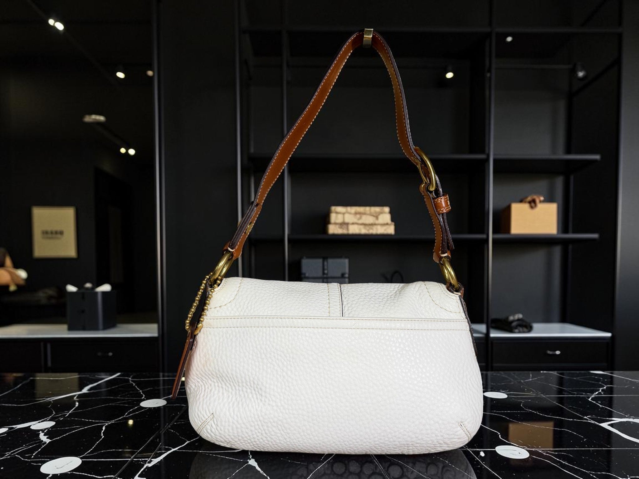 Vintage Coach Soho Buckle Flap in White Pebbled Leather (11840) (With Dust Bag)
